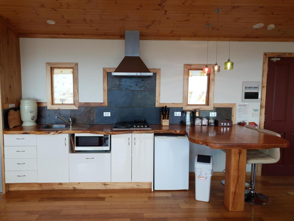 Woodbridge Hill Hideaway Villa ภายนอก รูปภาพ