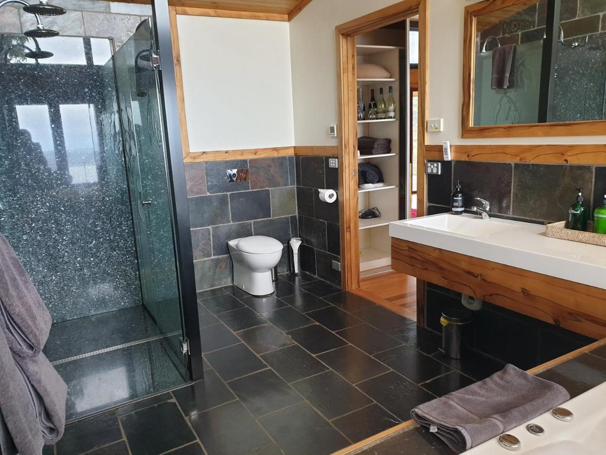 Woodbridge Hill Hideaway Villa ภายนอก รูปภาพ